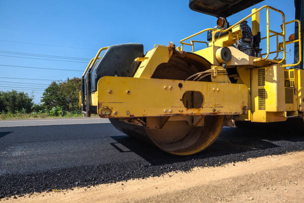 Reasons to Select Us for Your Driveway Paving Requirements in Olmsted Falls, OH